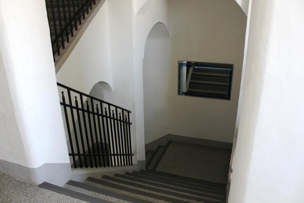 Elbe's Hostel *